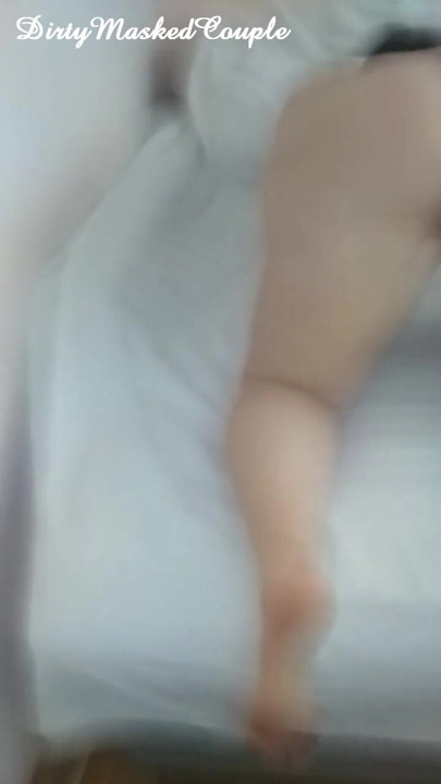 Shaking ass