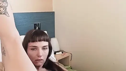 Второй он уходит, я начинаю играть