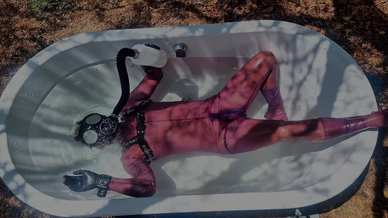 Purple Drone Bath Play Session