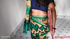 Sari verde vistiendo india madura tiene sexo en hotel de cinco estrellas (video oficial por villagesex91)