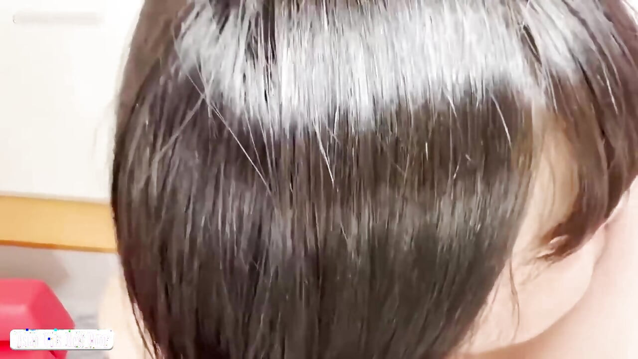도쿄 데뷔가 깨어난다. 심각한 나라의 아름다움은 집을 떠난 후 큰 변화에 직면.