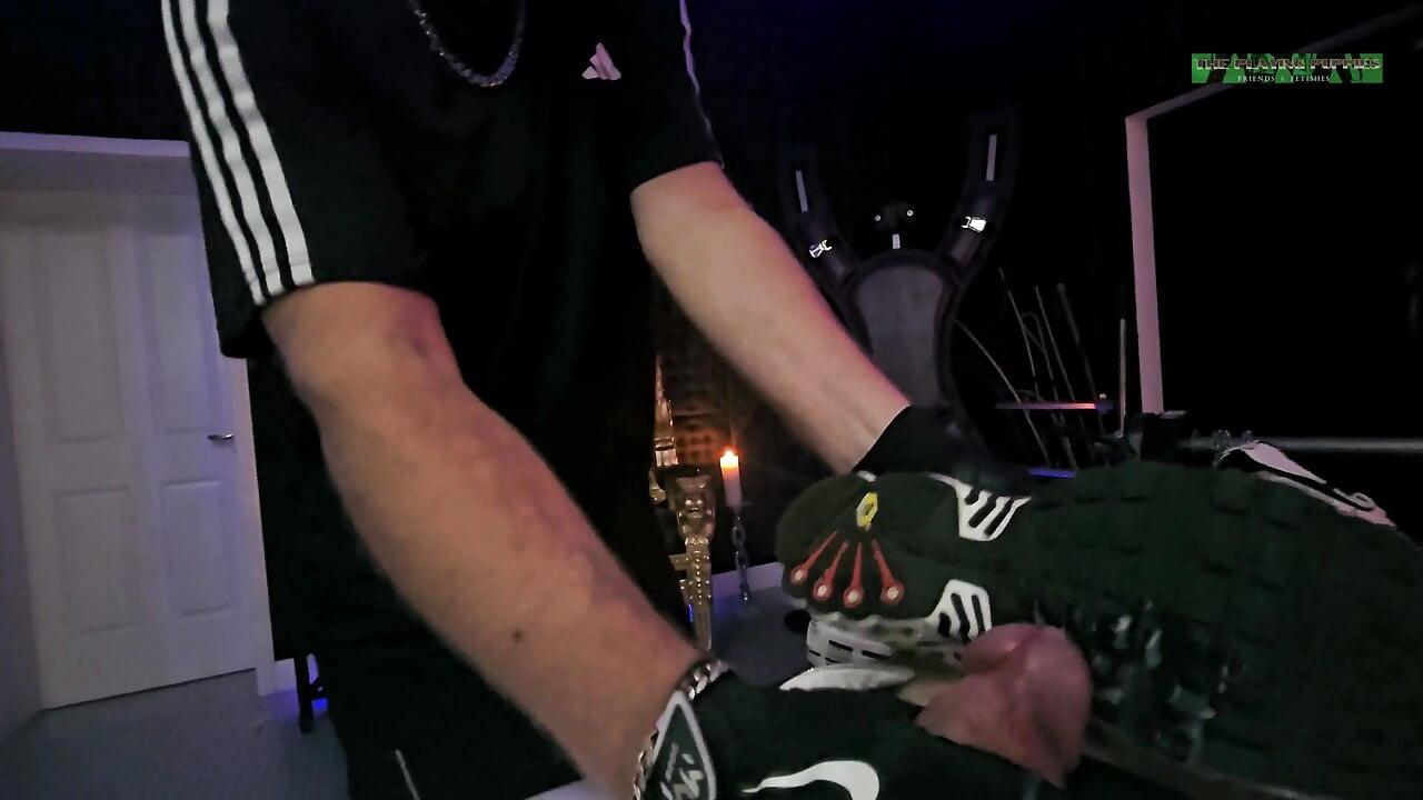 playing puppies pleasure on the rack bondage, handjob, sneakers, smelly shoes and the yellow ballon part 2