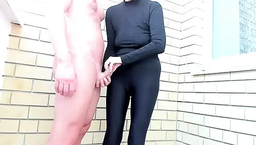 Cfnm stepmom in leggings handjob