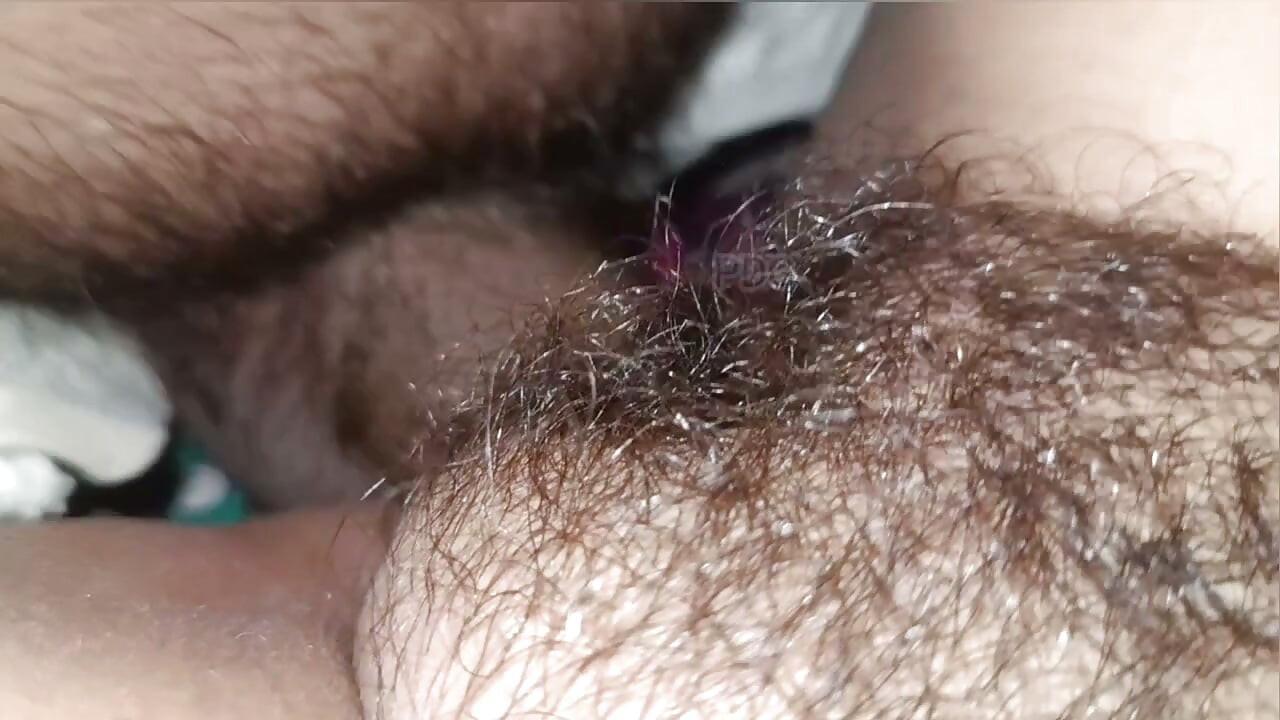 Video MMS bhabi nóng bỏng bị lộ, lồn nóng, clip sex Assam quay trong khách sạn