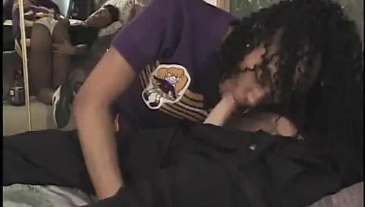 Gadis remaja kulit hitam ngentot sama cowok berkulit putih sebelum dicrot di muka