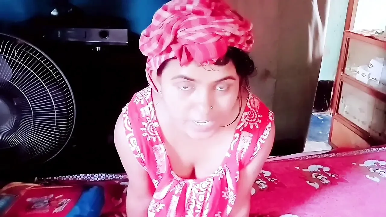 Brother-in-law Had Sex By Pressing Her Boobs