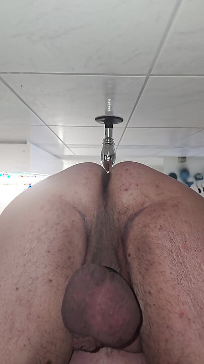 Training my hungry asshole for a bigger cock