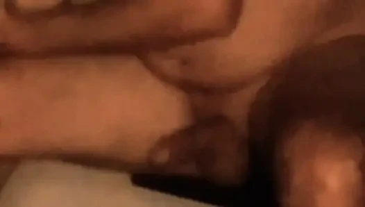 Chef lässt mich jetzt seinen schwanz täglich verehren