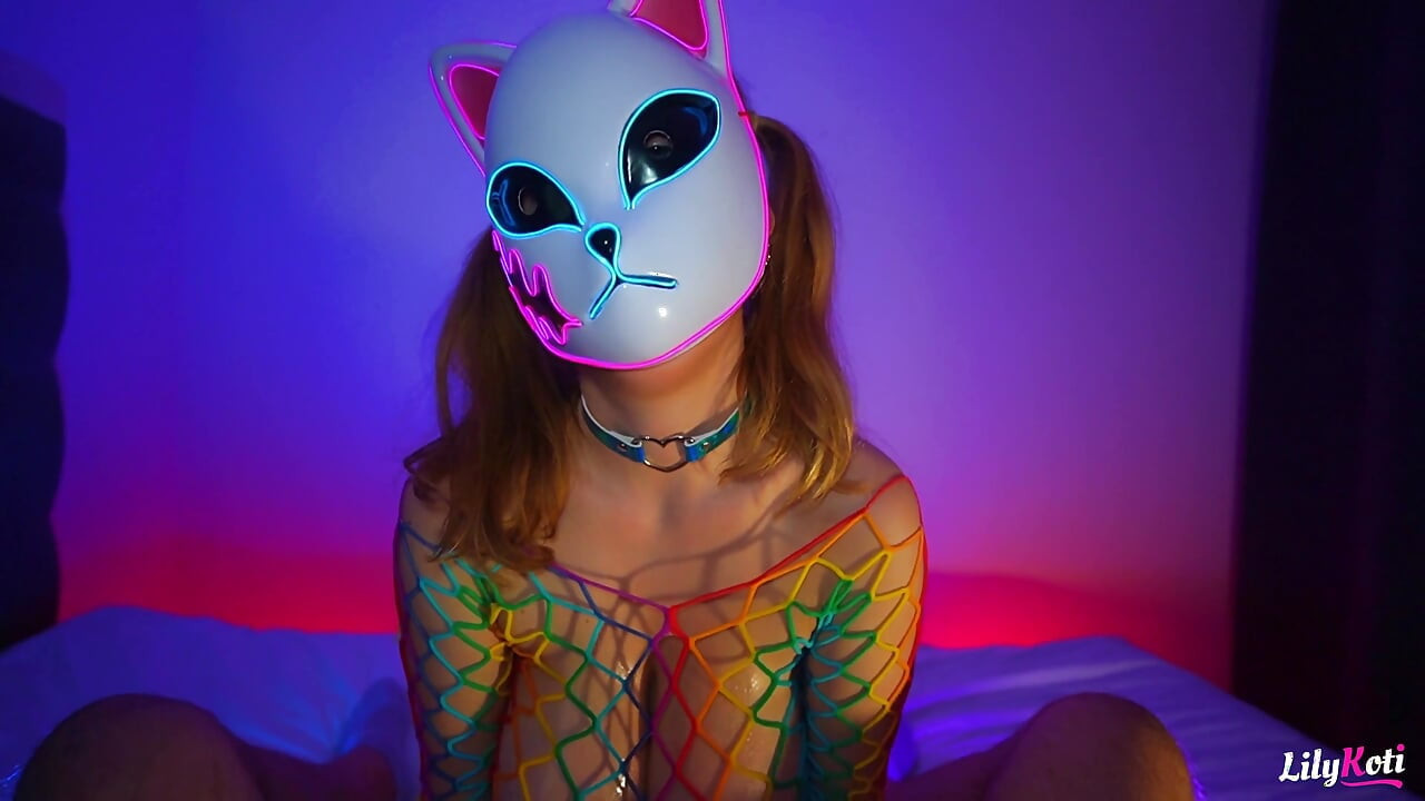 Pareja real convierte la fantasía hentai en realidad Lilykoti