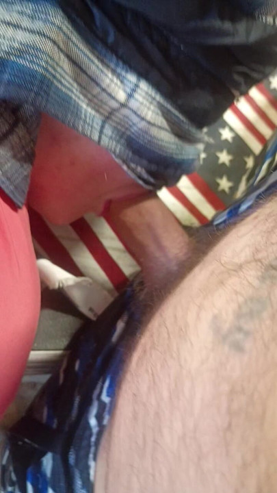 그녀의 원하는 회사를 사용하여 그녀는 거기에 누가 모른다