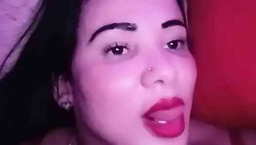 Fettige Muschi-Fingering zeigen, bis sie kommt.