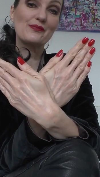 Natural Red Fingernails, JOI Lady Victoria Valente