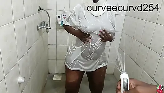We Got Wet Twerked Sucked and Fucked: Bathroom Romance