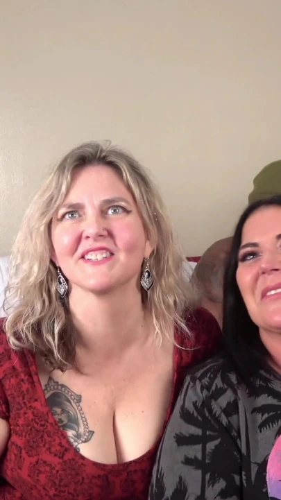 绝望的业余爱好者火辣大奶子胖熟女的肥屁股被狠狠地抽插大黑屌动作 | 短片 2