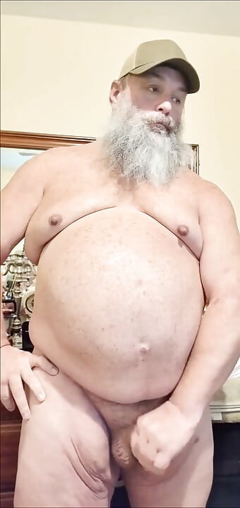 Un gros beau-père avec une nouvelle éjac