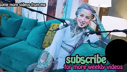 E - empati hakkında konuşuyorum - asmr podcast sfw konuşuyor gotik sıska kız dreadlocks dövmeli model dövmeli kız