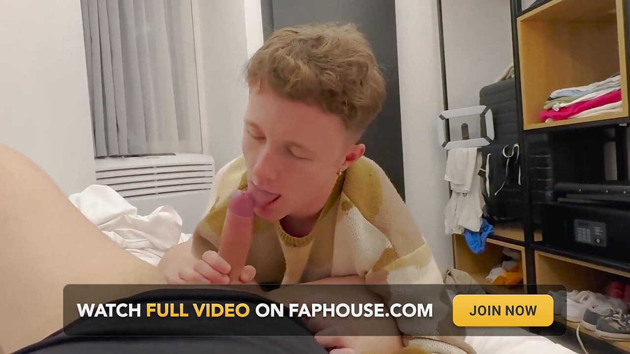 Minik twink benny fox luke catton'dan ateşli bir yüze boşalma alıyor