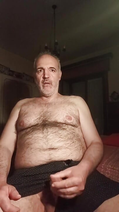Oh, j’ai envie de baiser trop en cette nuit de juin