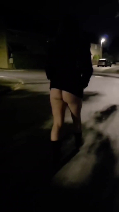 Wife out public flashing | Clip 2
