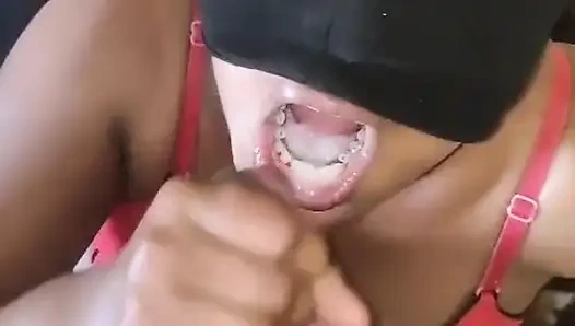 Lambe samay bad husbend ka lund chuskar pani muhn main nikali