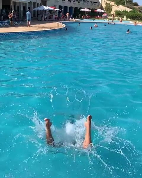 Sex in pool