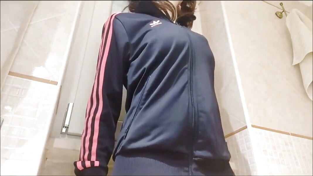 Sexig yoga-farting övning med din styvmamma chantal kanal