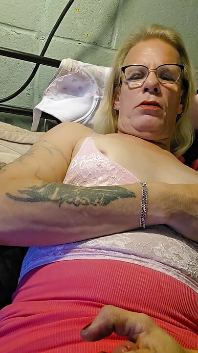 So damn horny