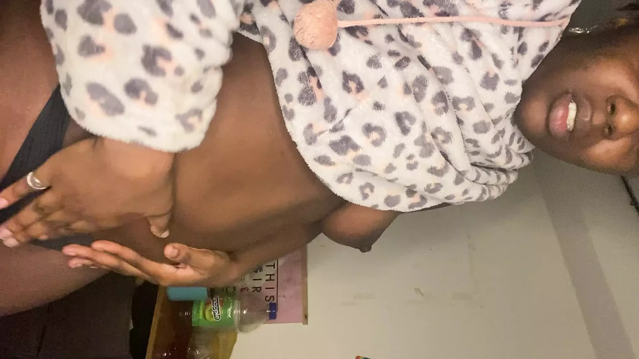 Kinky Belly Rubbing Fetish