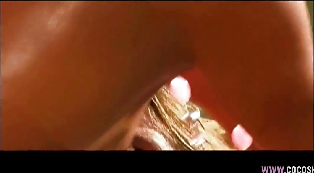 Brunette Babe Gets Pounded Hard on Sunny Beach