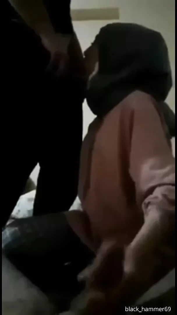 Arab Cuckold Shares Hijabi Wife with Boss
