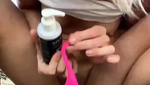 Kencing di luar ruangan