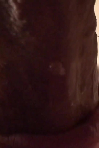 Brunette slut wants sperm