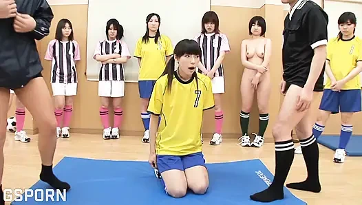 Mega jav okul gerçeklik oyunu bir sürü seksi Japon gençle sikişiyor