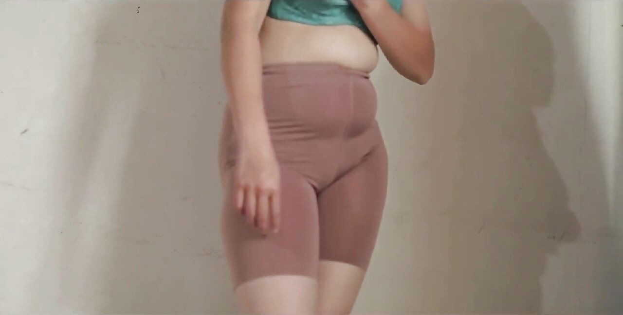 Just Changing Clothes but Indonesian Porn Goes Viral