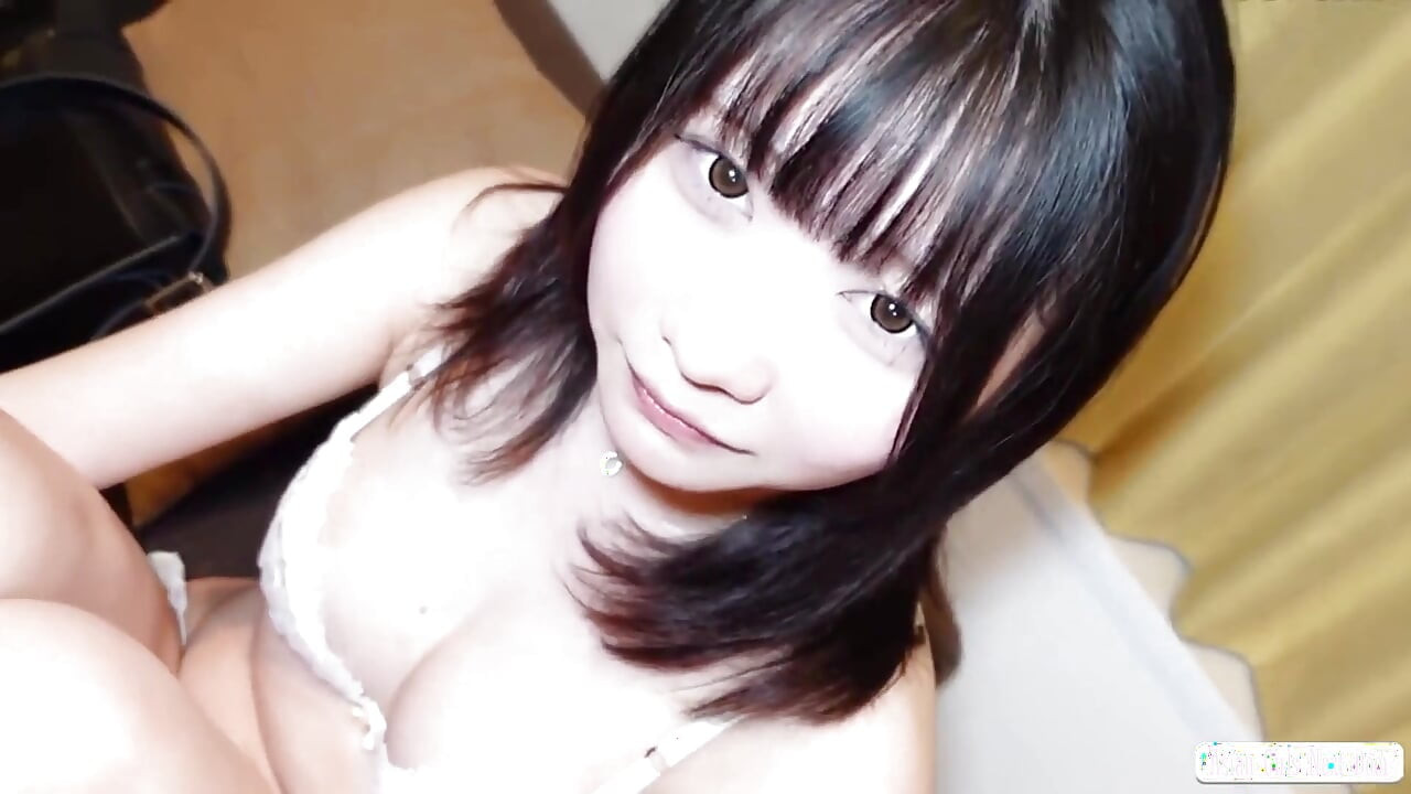 E-cup Beauty Claimed It Was Harder to Find Love Than Expected, Then Discovered a Thrilling New Experience