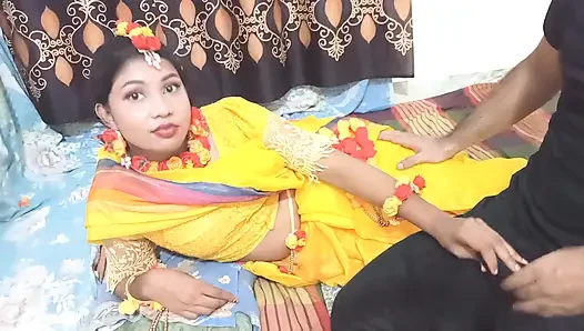 Sexy_Toma Hint Bangla'sı güzel deshi sıcak bhabhi ko neredeyse vajinasını sevmiyor, erkeklerin tadını çıkarıyor seks videosu.