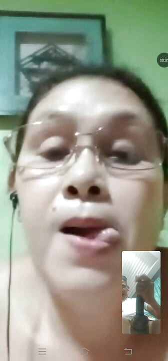 Parte 2 de la rutina diaria.de videollamada sexual a mi mujer