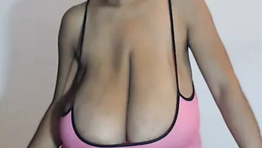 Mature huge tits close-up