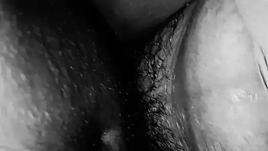 Köylü yenge banyoda işiyor ve kocası tarafından sikiliyor bangla mast videosu