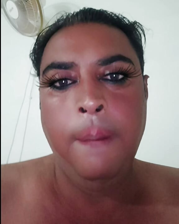 Imran Pakistani Daily routine makeup injoy