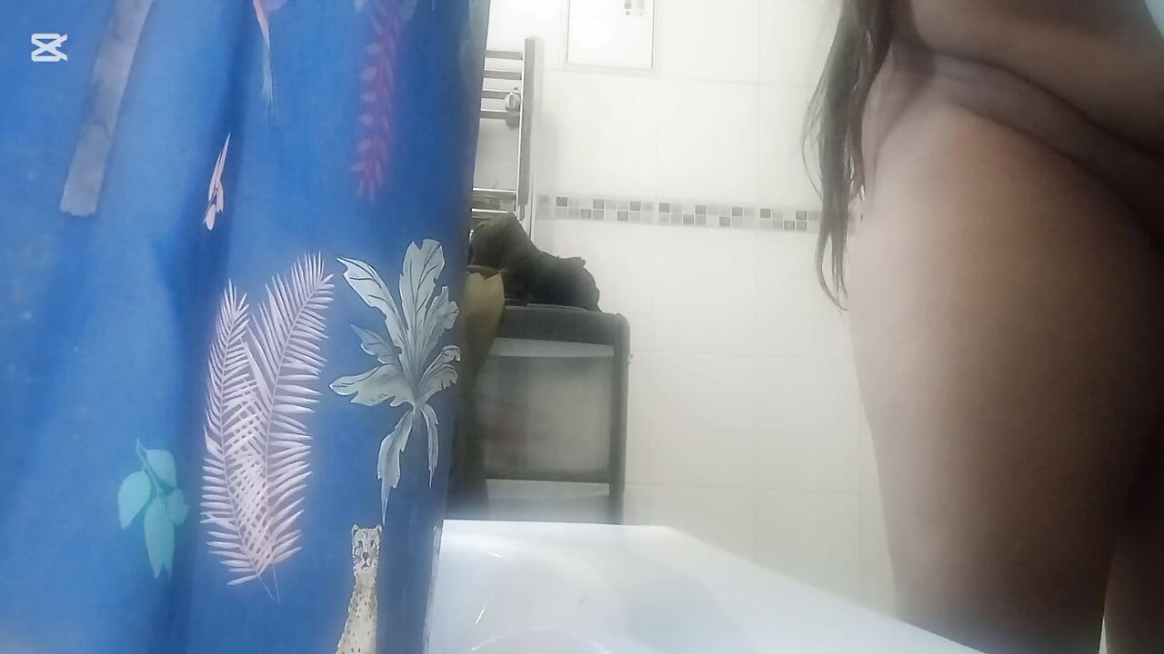 Alone at home in washroom enjoying pussy fucking