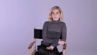 Kiernan shipka 可爱的打手枪挑战