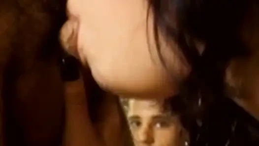 Housewife Wants To Be Fucked