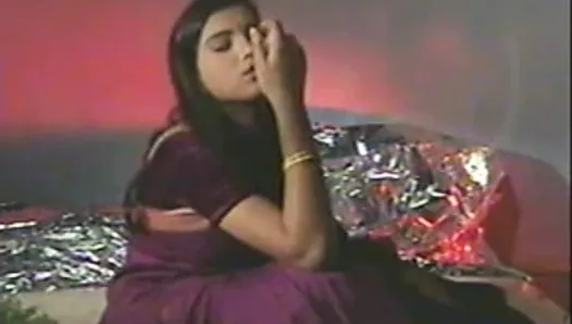 Vintage indian porn HADH KAR DI AAPNE 90s