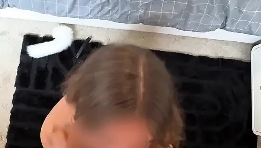 Yaramaz minyon dişi aslanlar için anal ve götten ağza eğitim