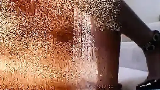 Pornoda acıtmak zevk olmalı