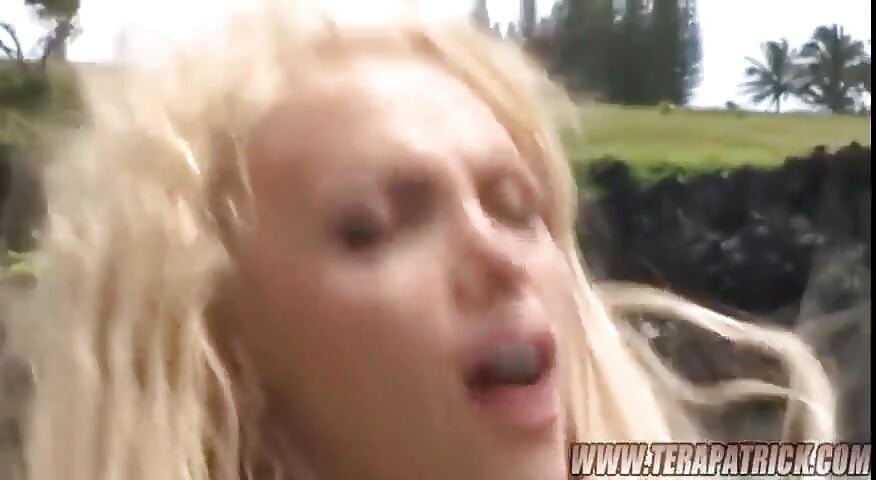 Teradise Island 2: Escena 5 Con Nikki Benz