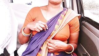 La cameriera sexy nome di Rangi auto sesso e pisciare, telugu parla DIRTY.