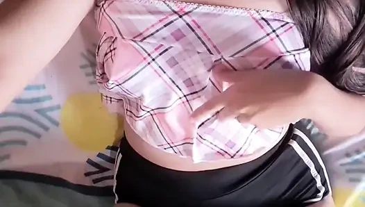 Üvey kayınbiraderim tüm yıl beni sikmeye çalıştı ve sonunda amımı tatmasına izin verdim