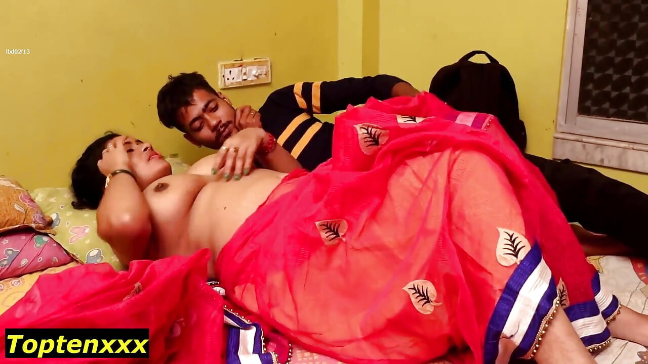 School Boy First Enjoying with Beautiful Horny Madam! Student Sex